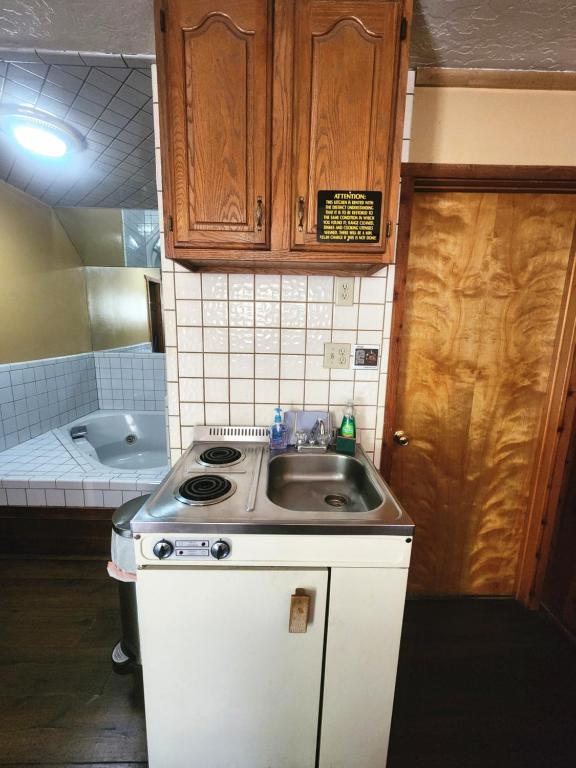 Creek Runner Lodge photo