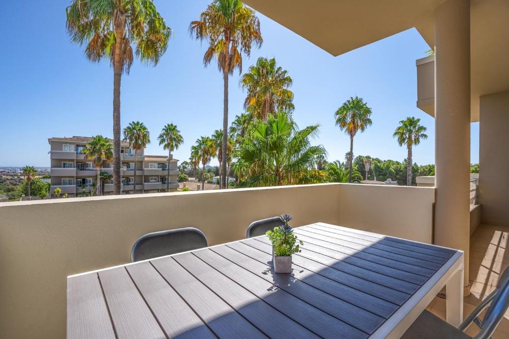 Apartment in Vitor's Plaza By QoZzy