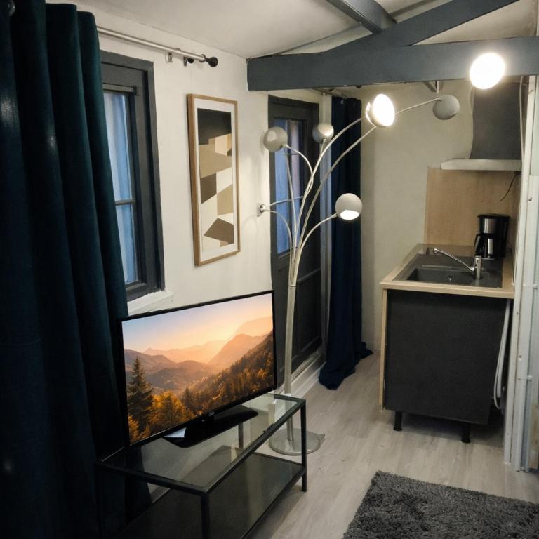 studio cosy indépendant dans un jardin privé