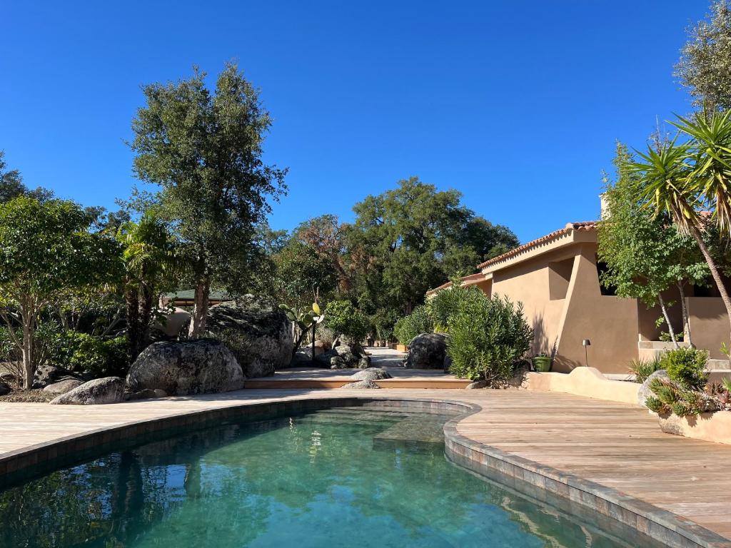 Porto-Vecchio, Villa luxueuse 8 pers, 4 chambres, piscine privée