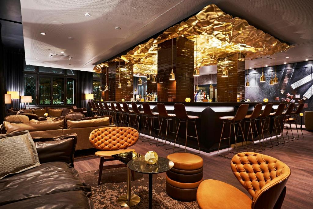 Motel One Zürich photo
