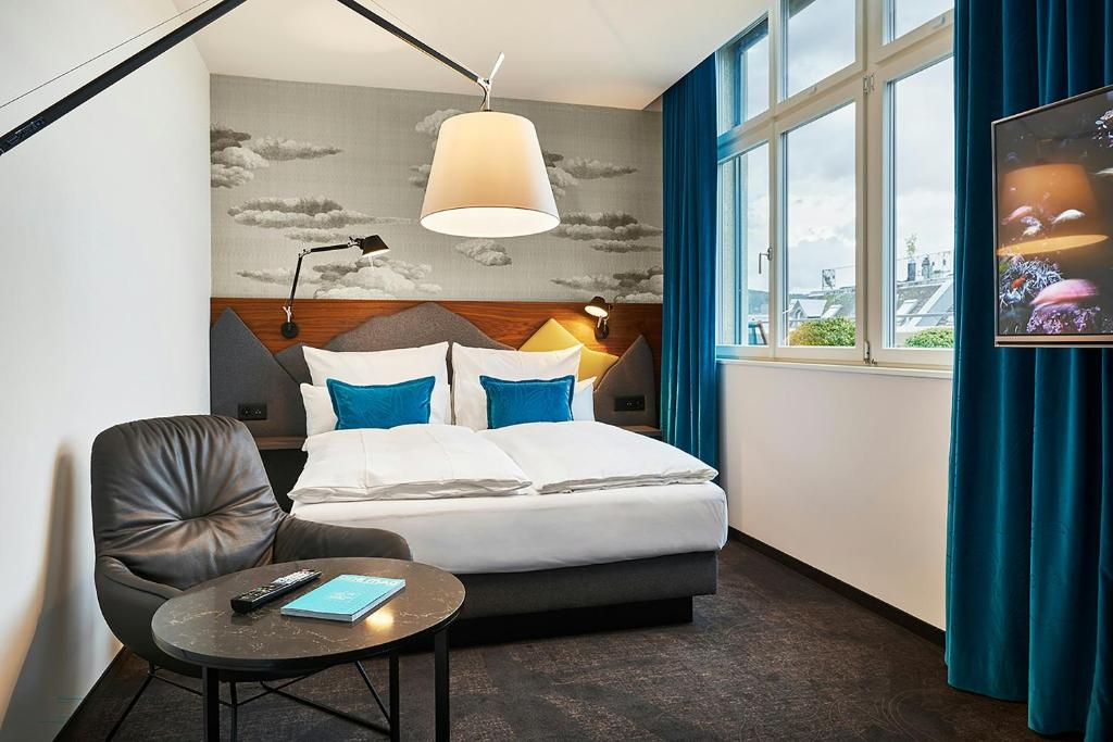 Motel One Zürich photo