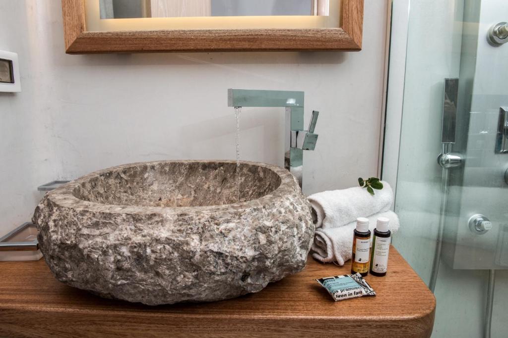 La Perla Villas and Suites - Adults Only - 17