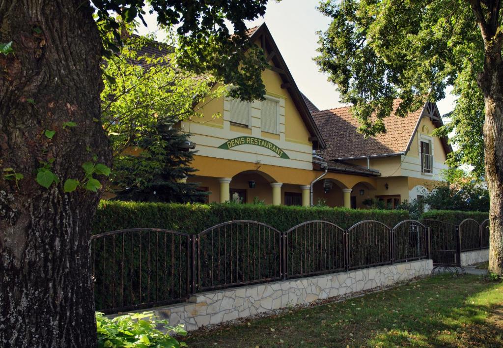 Zahrada ubytování Denis Panzió és Étterem