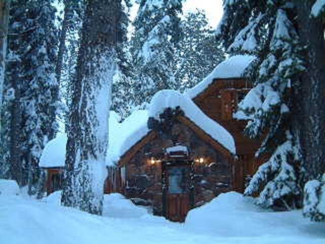 Cottage Inn At Lake Tahoe v zimě