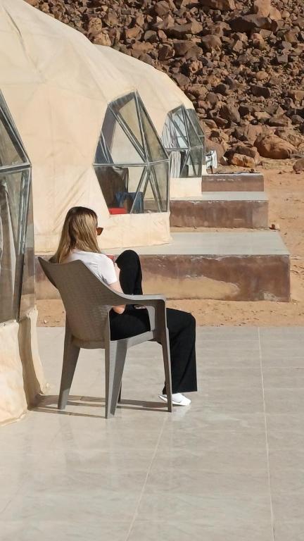 RUM iSLAND bubble LUXURU CAMP