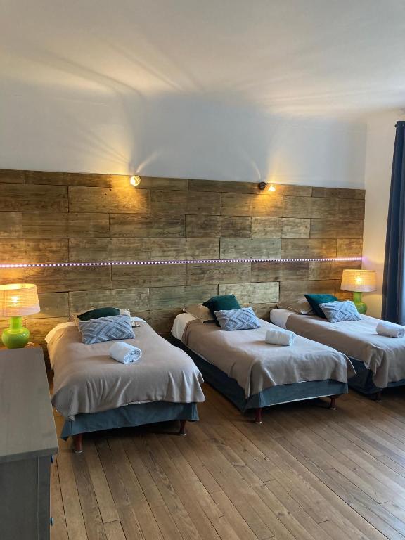 Maison Graciateguy - Triple Room With Private External Bathroom