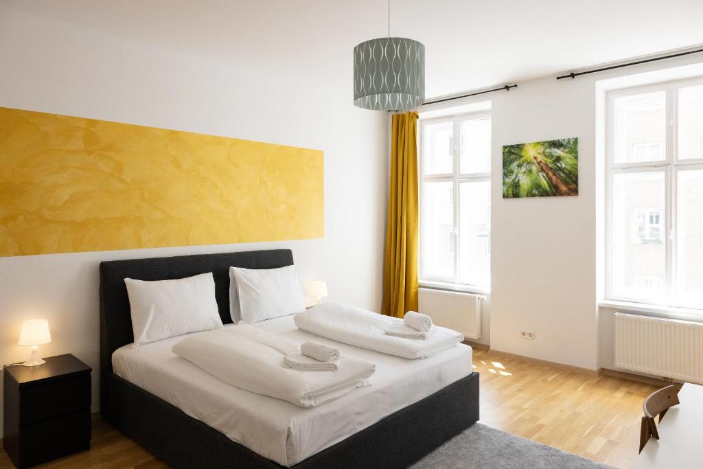 3 Bedroom Long-Term Apartment with Free Parking