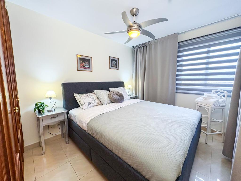 2 BR apartment with garage in Playa Paraiso