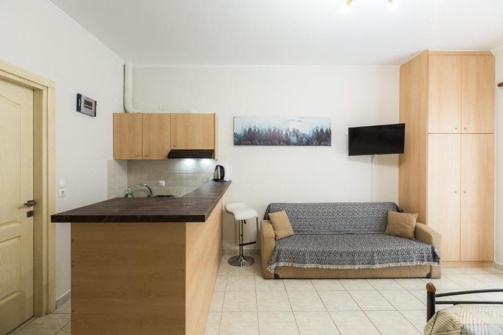 Central Cozy Apartment - 11