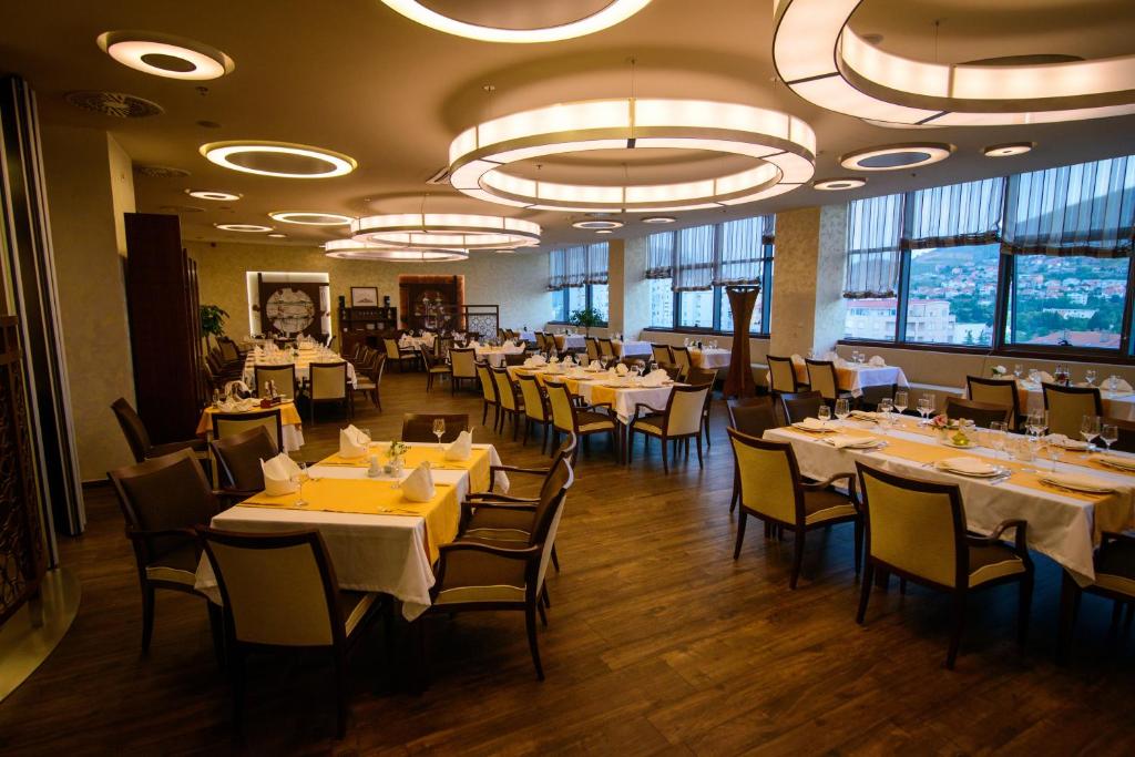 Restaurace v ubytování Hotel Mepas