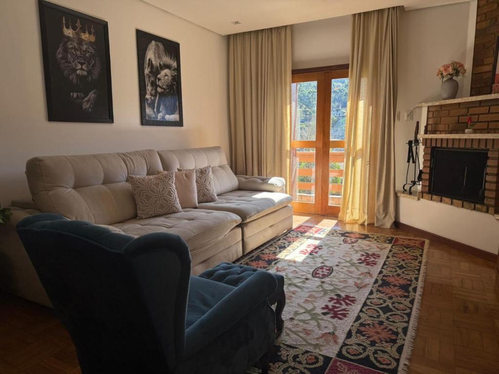 Apartamento Atalaia - 4 quartos - Lareira - Varanda com vista - 1km do centro