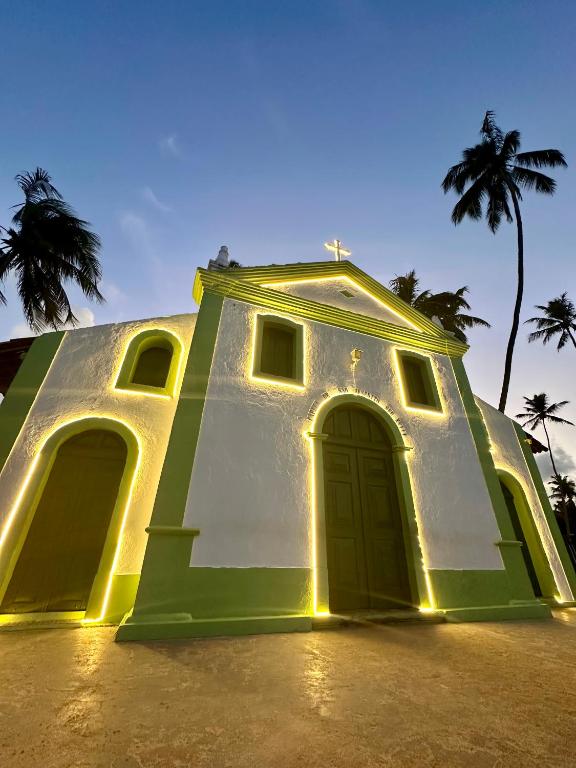 Rooftop a beira mar na Praia dos Carneiros em Pernambuco, Tamandaré की ...