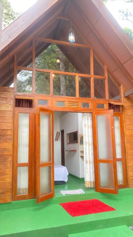 a model of a house with a room at Bliss Cottage in Gampola