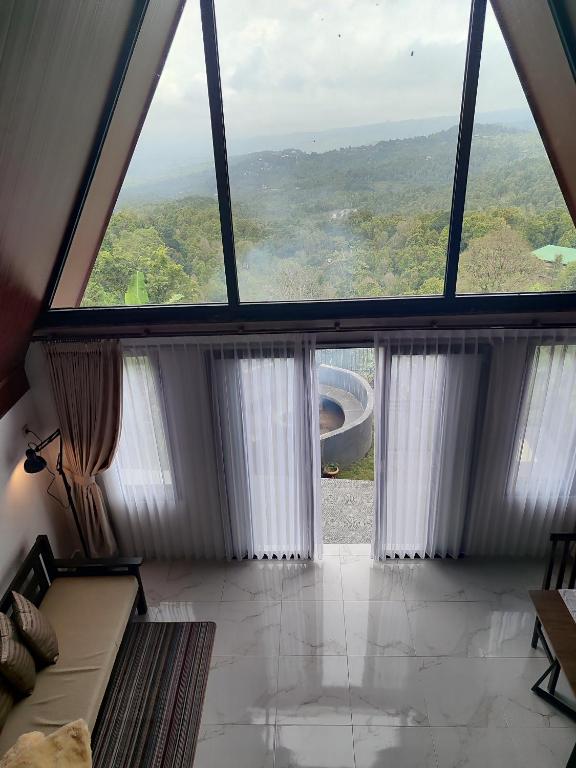 Adila Warung and Homestay - Villa With Garden View
