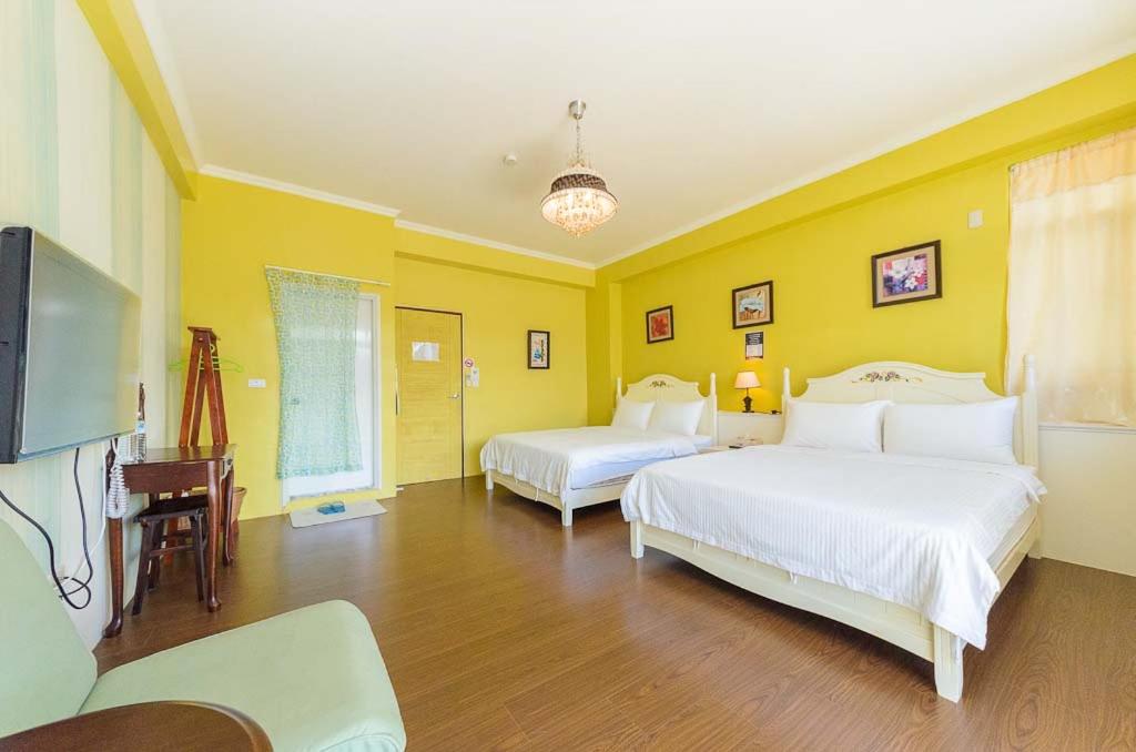 Maji Homestay - Habitación Cuádruple Con Balcón