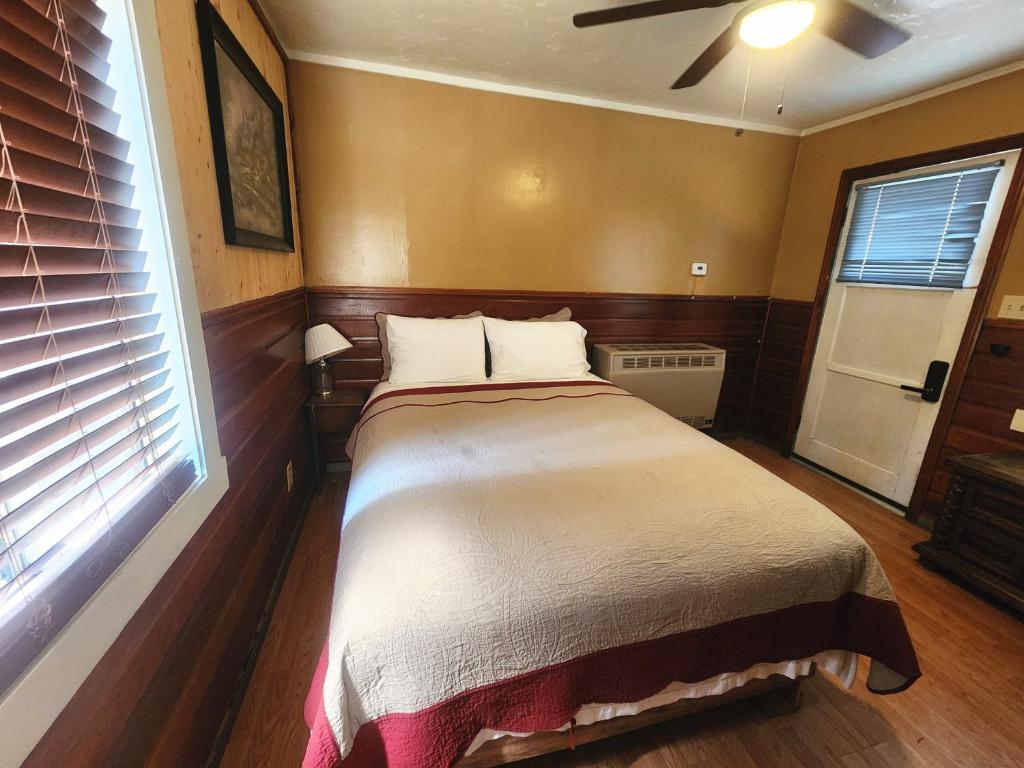 Creek Runner Lodge photo