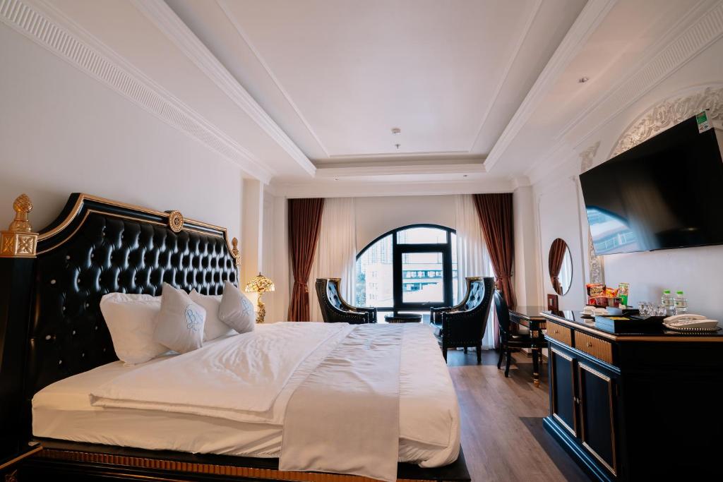Bao An Hotel Hung Yen - Quarto Queen
