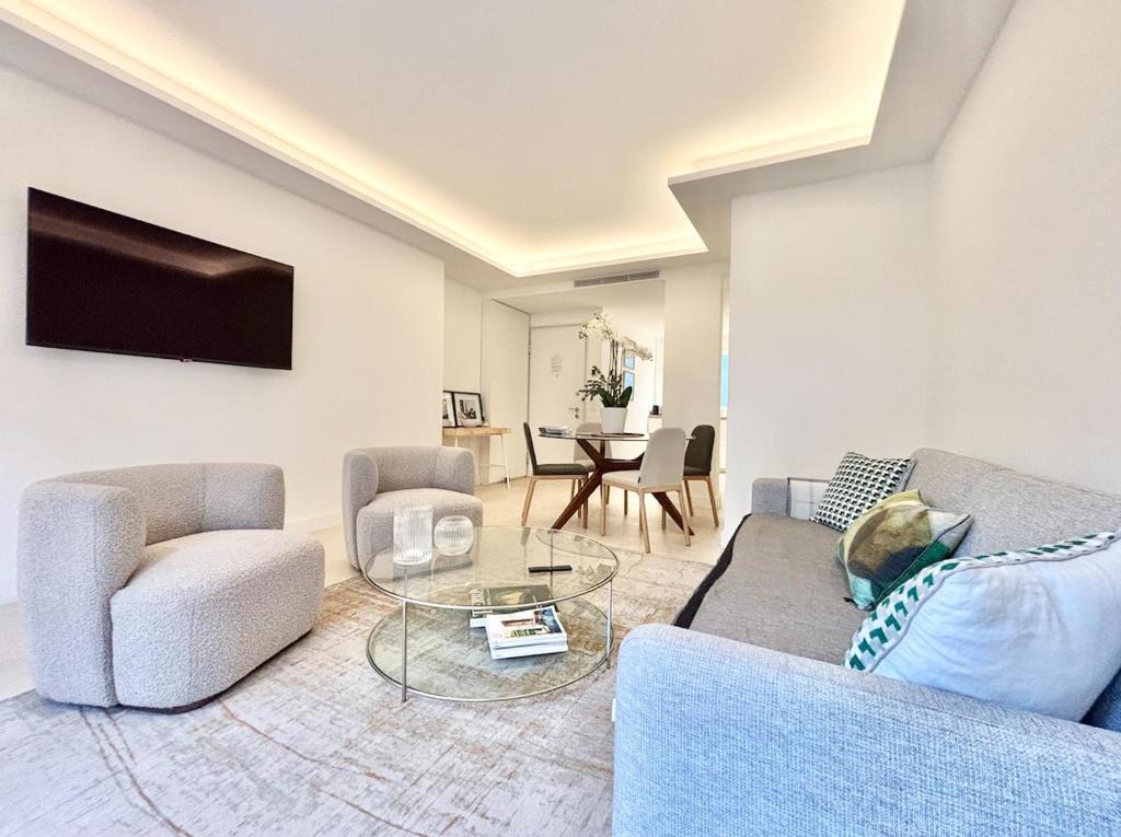 Cannes - 2 bedrooms & 2 bathrooms apartment - 24P1