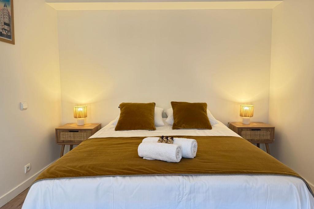 Central studio with real bed near the Palais