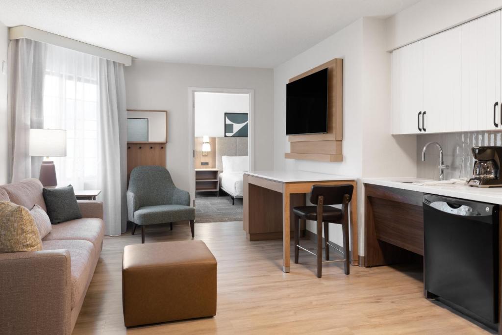 Staybridge Suites Boston - Burlington by IHG photo