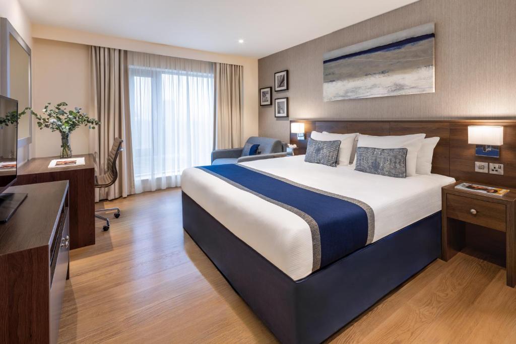 Marlin Waterloo - 