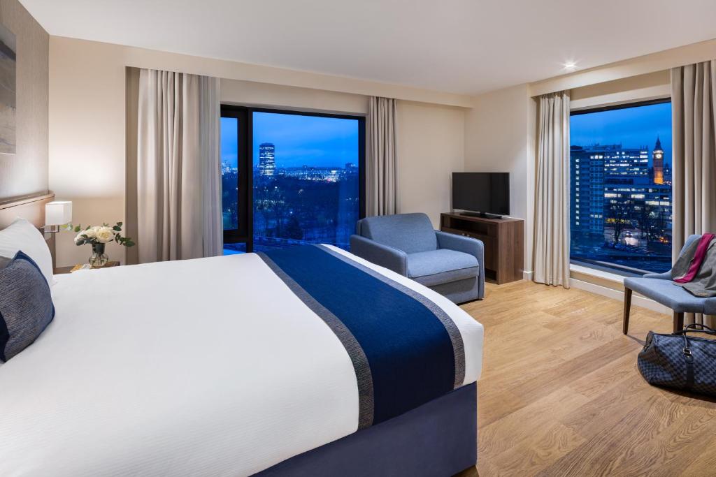 Marlin Waterloo - 