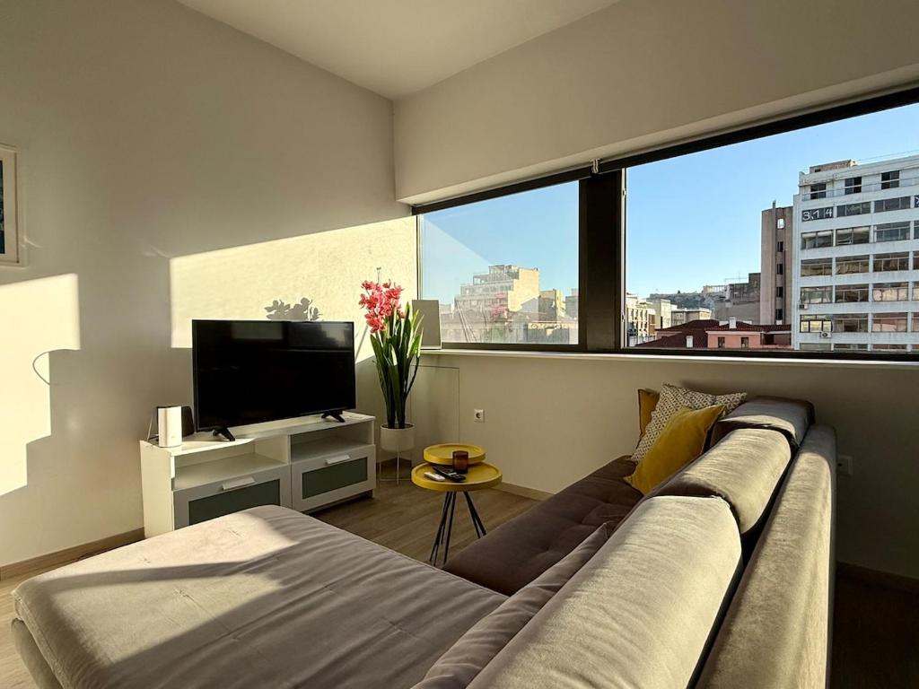 Modern Monastiraki Apartment with Parthenon view