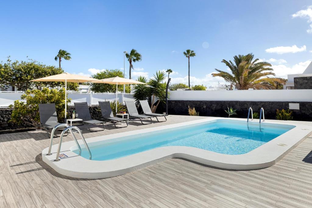 Casa Alegranza 1A 2 by Escape Home