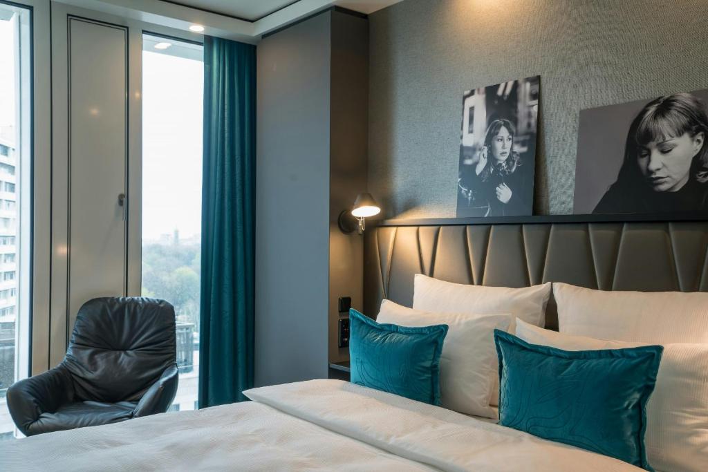 Motel One Berlin-Upper West - 3