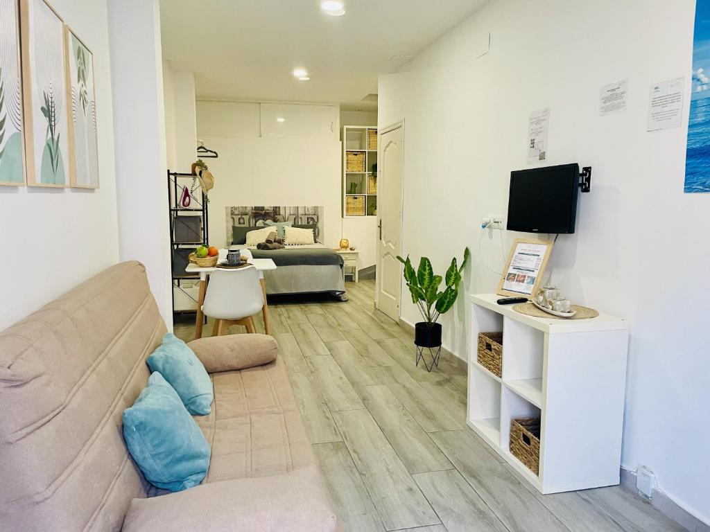 Estudio Playazo Jimena by At Home Costa del Sol