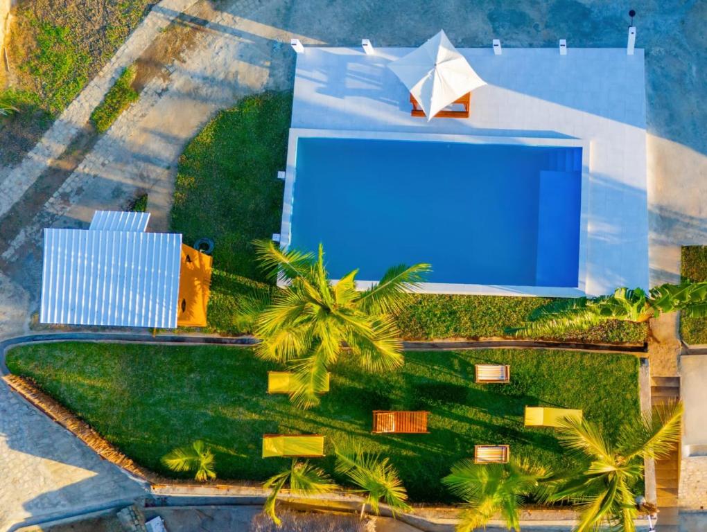 Piscina a Green Palace o a prop