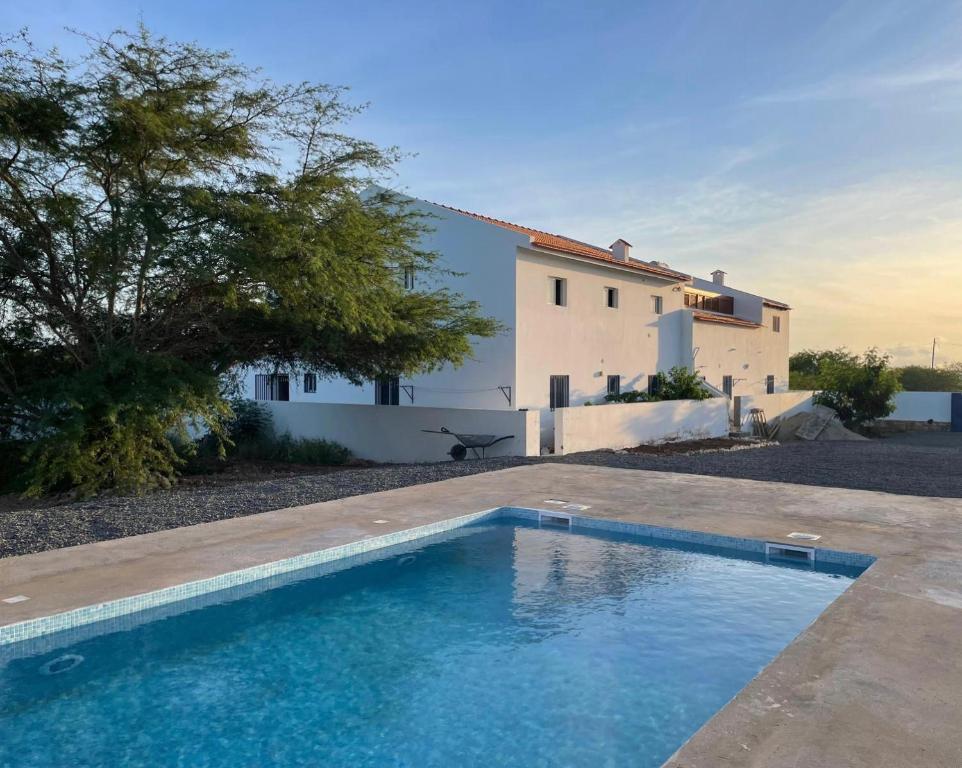 Magnifique villa avec piscine privée à 300m de la plage