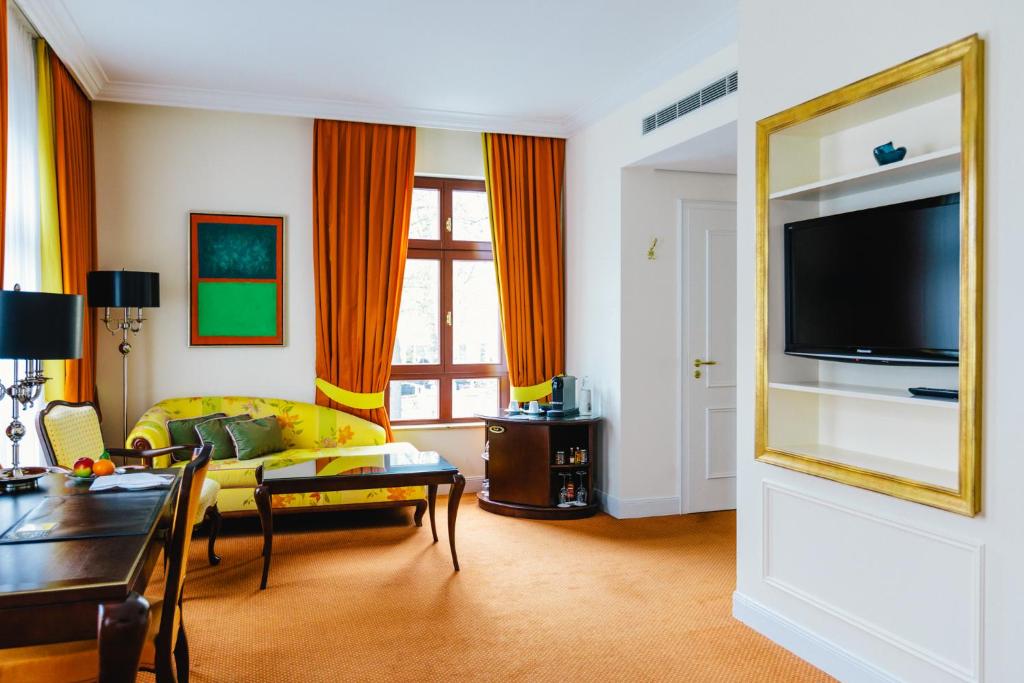 Relais & Châteaux Bülow Palais - 18