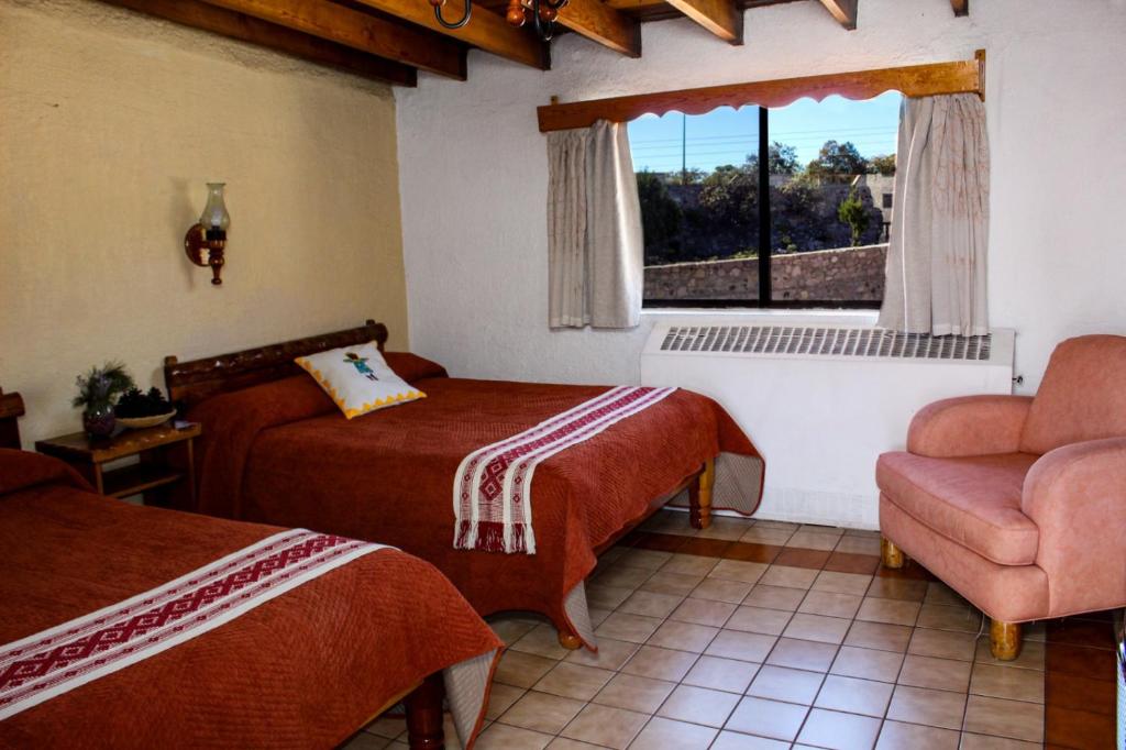 Hotel Divisadero Barrancas