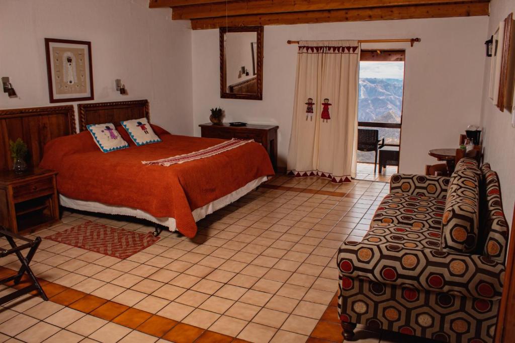 Hotel Divisadero Barrancas