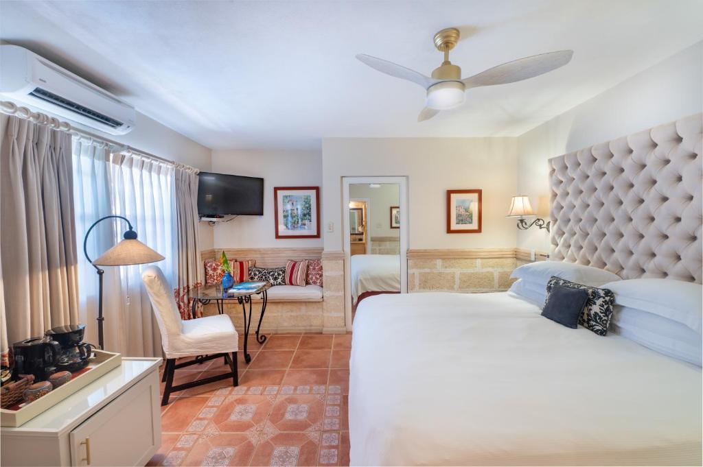 Little Arches Boutique Hotel - Adults Only photo 2