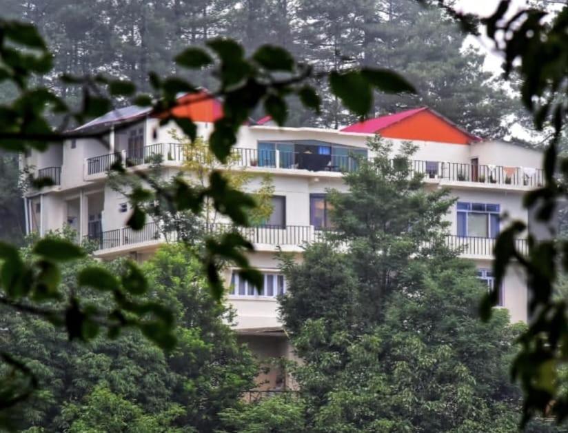 Bangunan di mana terletaknya hotel