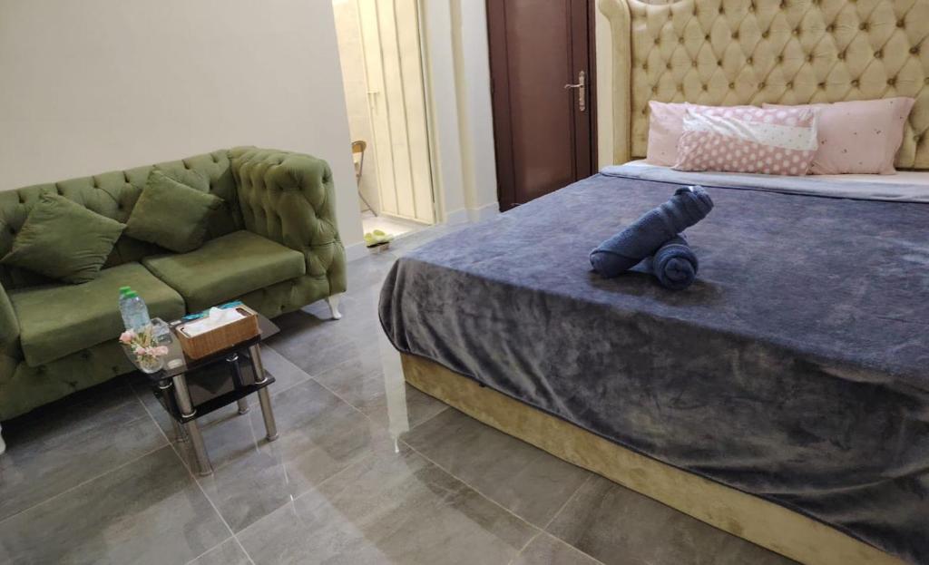 Guest house in New kwaitat near Al Ain Mall