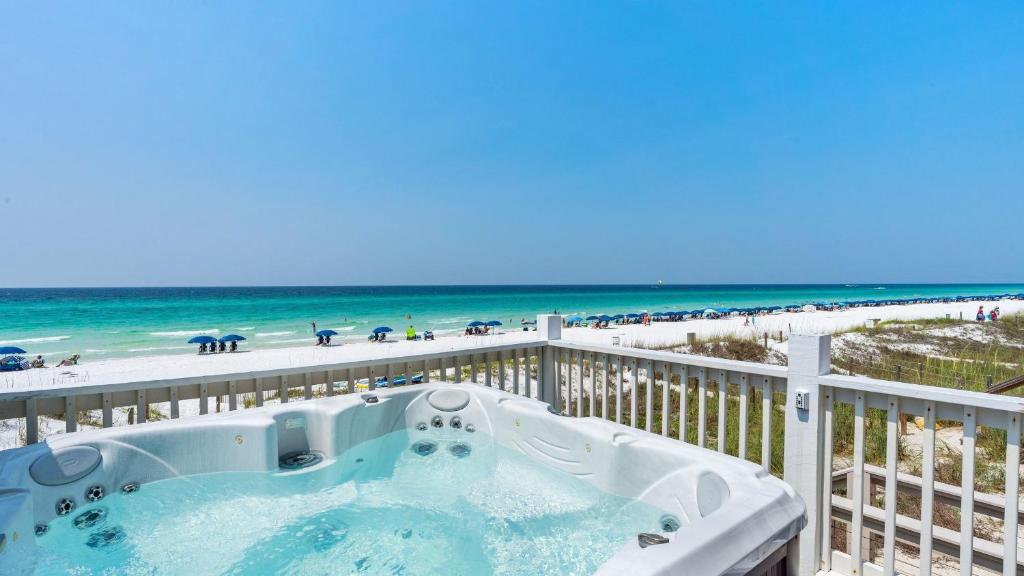Backyard Beach by AvantStay