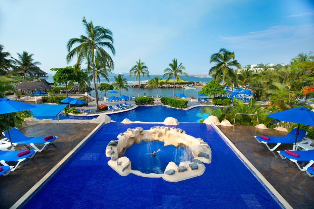 Bazén v ubytování Barceló Karmina - All Inclusive nebo v jeho okolí