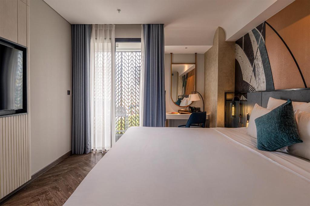 Phòng Deluxe Giường Đôi Nhìn ra Thành phố