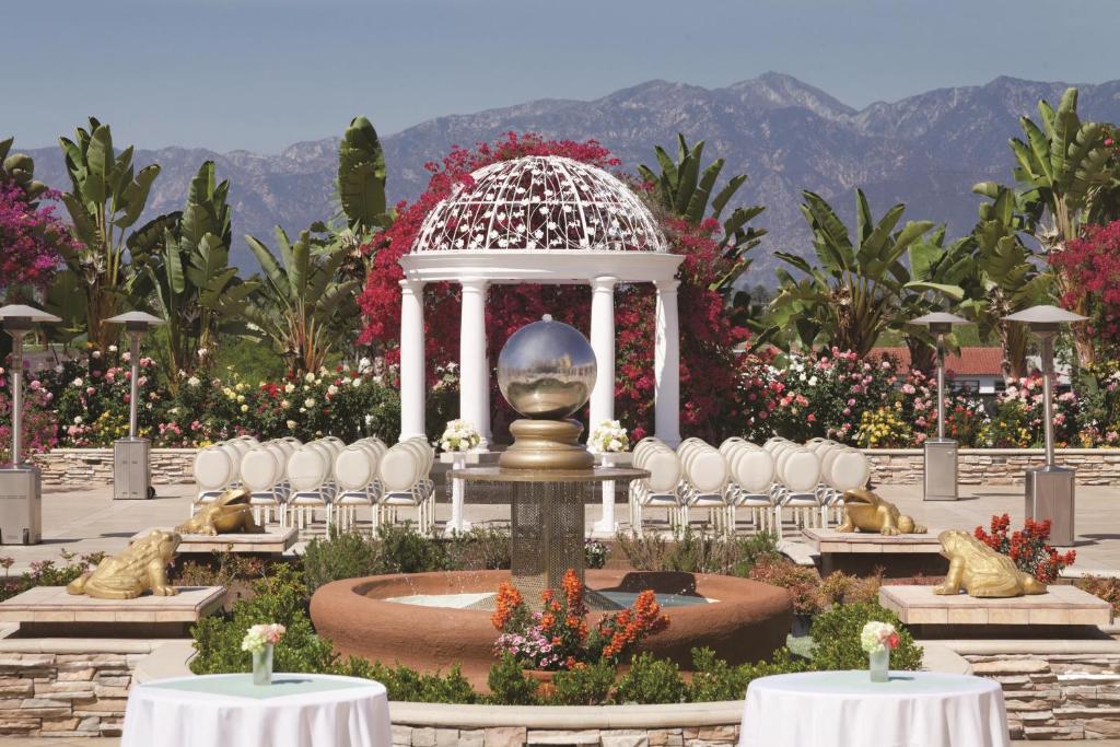 Hilton Los Angeles/San Gabriel - Housity