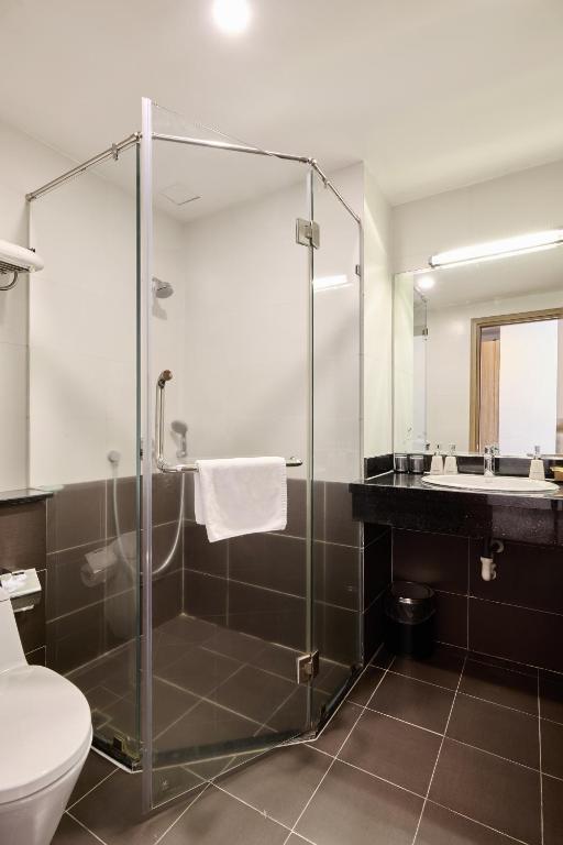 Phòng Deluxe Giường đôi hoặc 2 Giường đơn có Tầm nhìn ra Núi non và Ban công