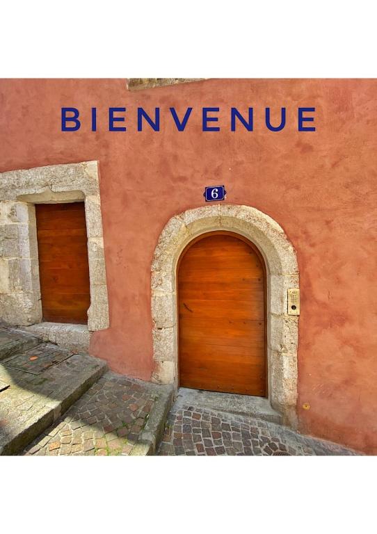 Coup de Coeur au pied du château - Nice studio ideally located
