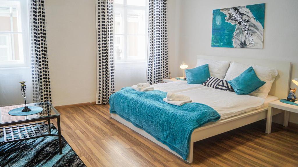 Sweet 2BR Apt, Near Schloss Belvedere & Rennweg