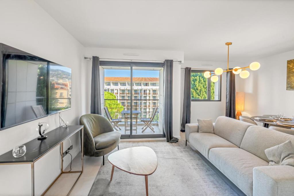 Sublime 2BR apartment Carlton Riviera Croisette