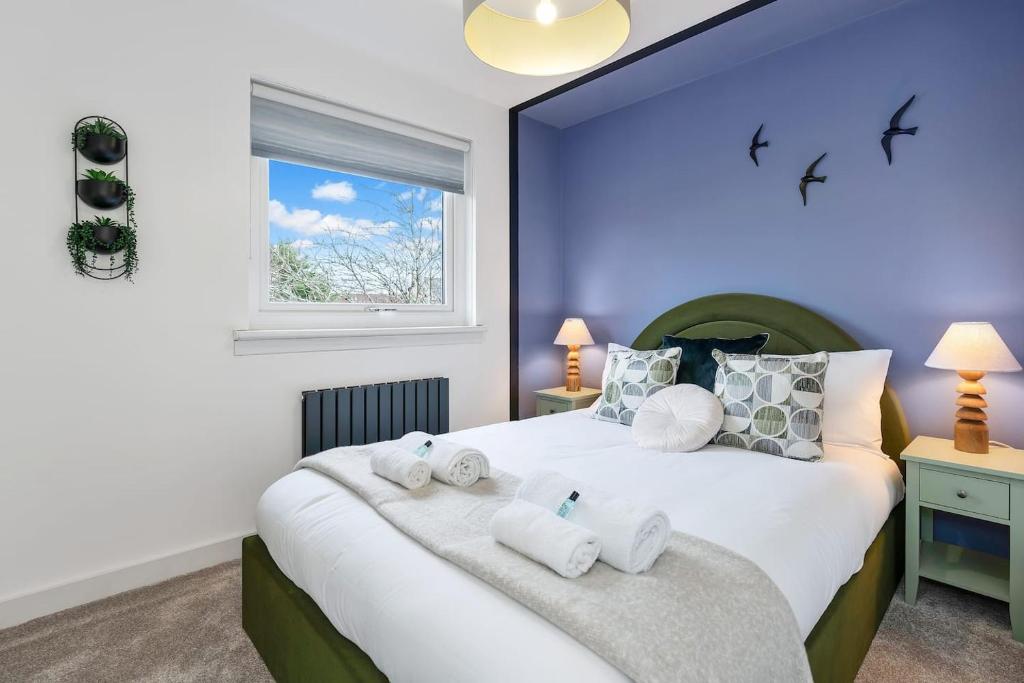 2Bed House in Coatbridge Sleeps 4 Free Parking - Casa De Vacaciones