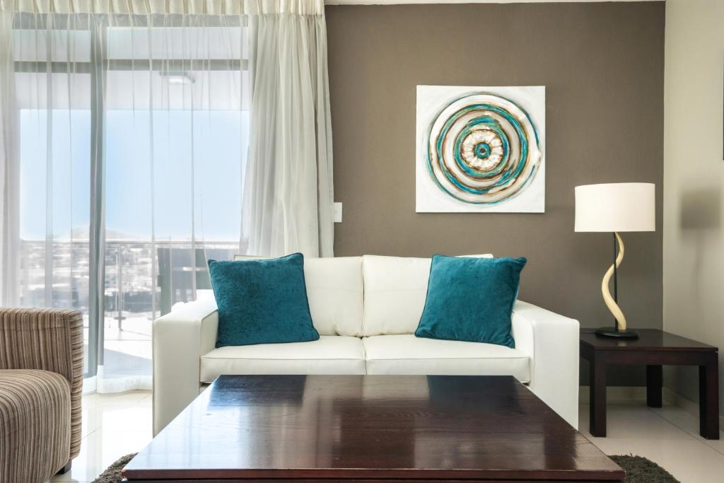 Aquarius Luxury Suites - 