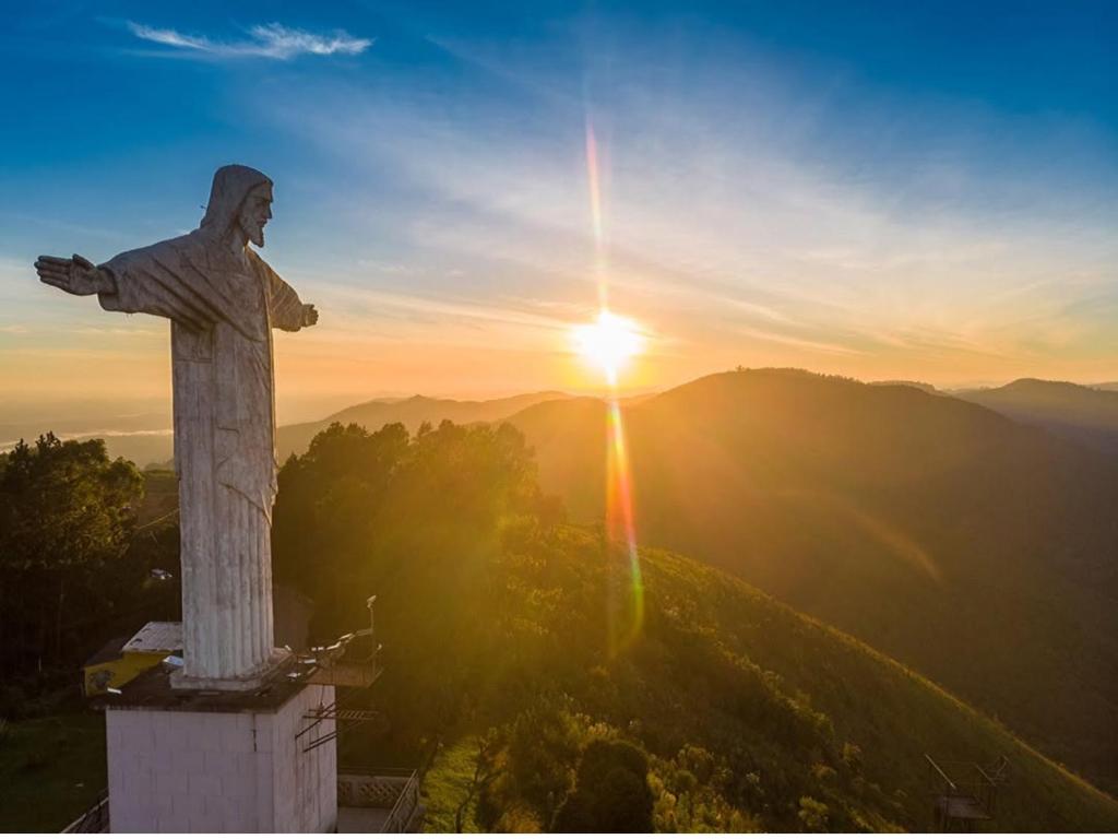 Vista incrível -2 qtos c/ suíte -próx shopping e PUC c/ varanda e churrasqueira